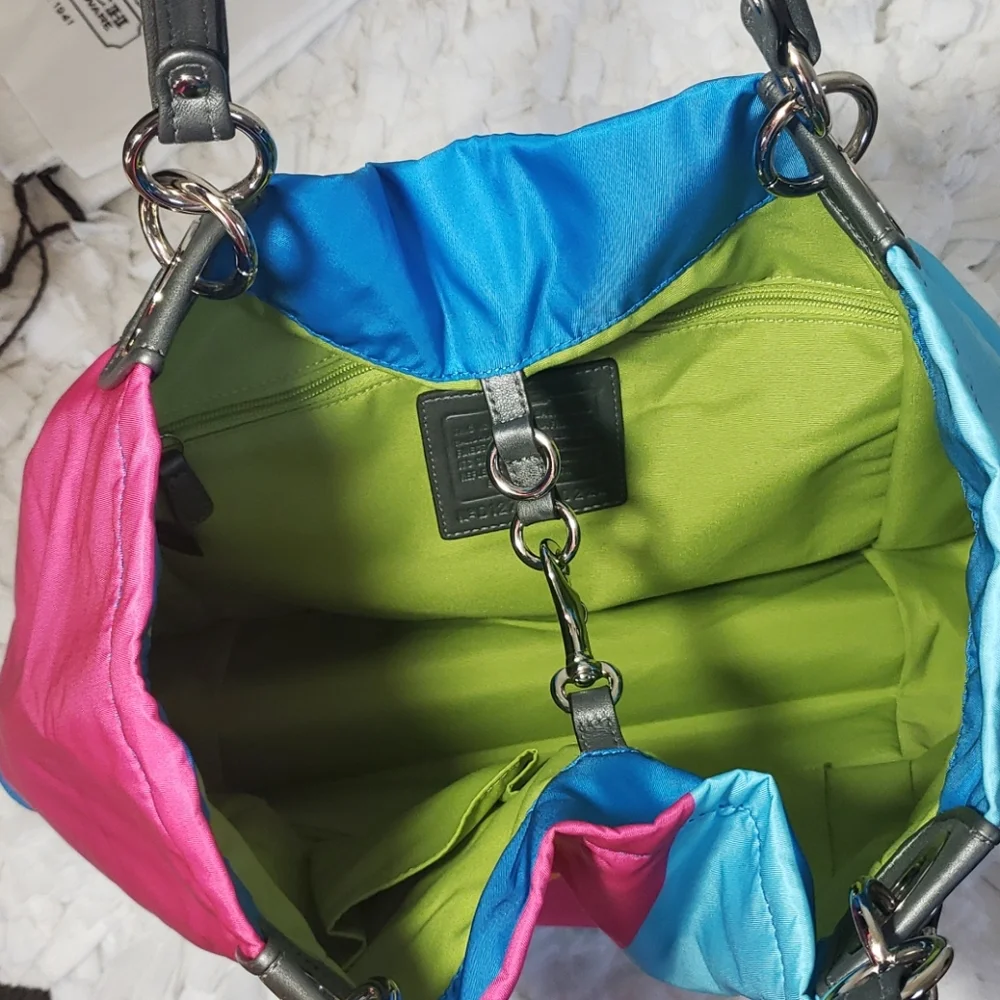 Vintage & Rare Coach Madison Multicolor Nylon Four Square Summer Beach Tote bag - Picture 6 of 10